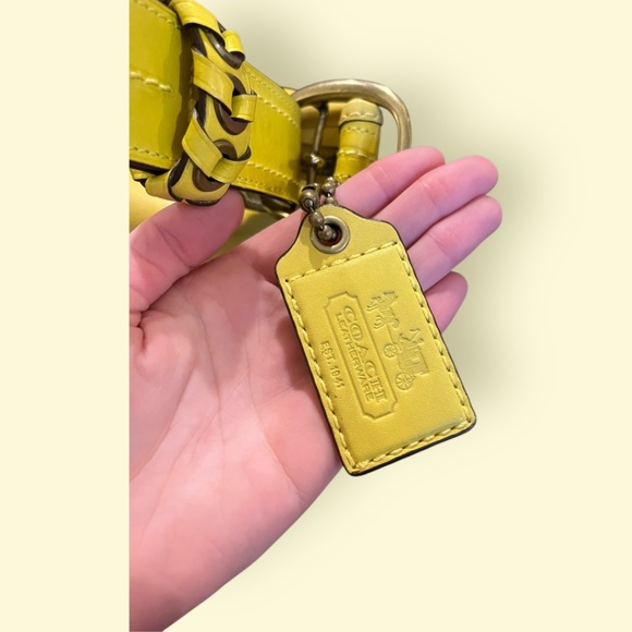 Coach Legacy Ergo Bucket Bag Sunflower Yellow Leather 11422 Y2K Vintage Shoulder - Picture 6 of 16